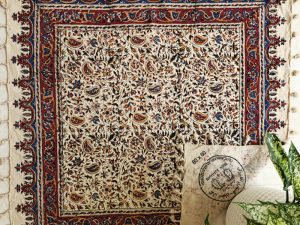سفره قلمکار اصفهان ( چیت ساز ) طرح گل ریز بادومی